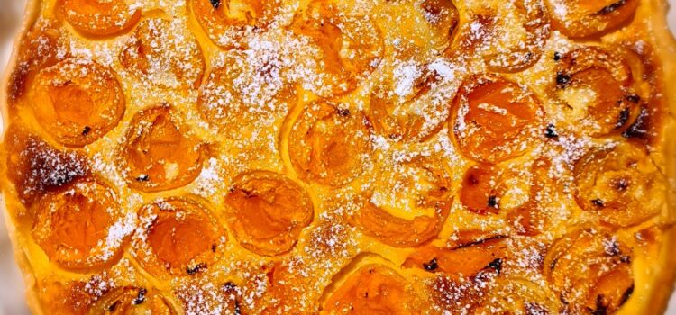 TARTE ABRICOT AMANDINE – Meruňkový koláč s mandlovým krémem